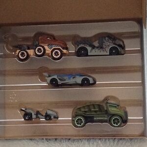 Hot wheels Jurassic World Dominion